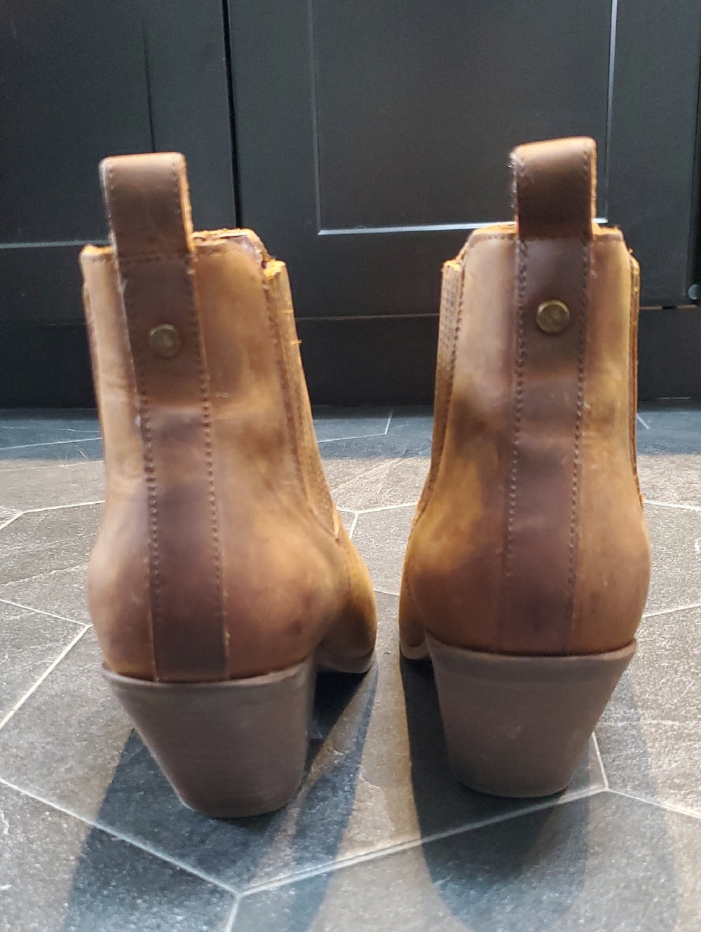 Portland Leather Goods Dakota Tan Leather Boots (color is Canyon) Size 7.5 - Picture 5 of 14